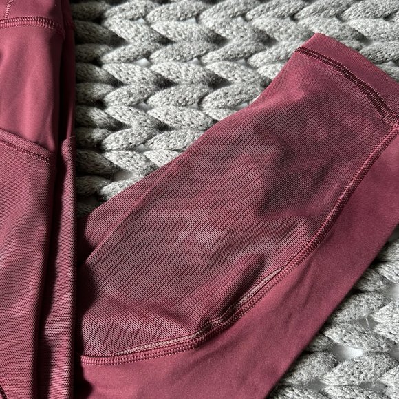 LULULEMON 3/4 High Rise Length Mesh Detail Legging - Burgundy / Wine - S… - Picture 4 of 4